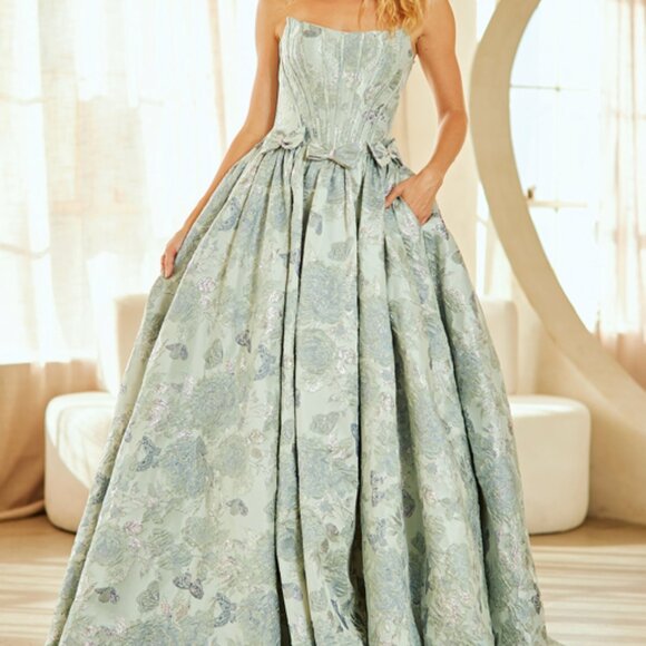 Channing - Picture 7 of 14